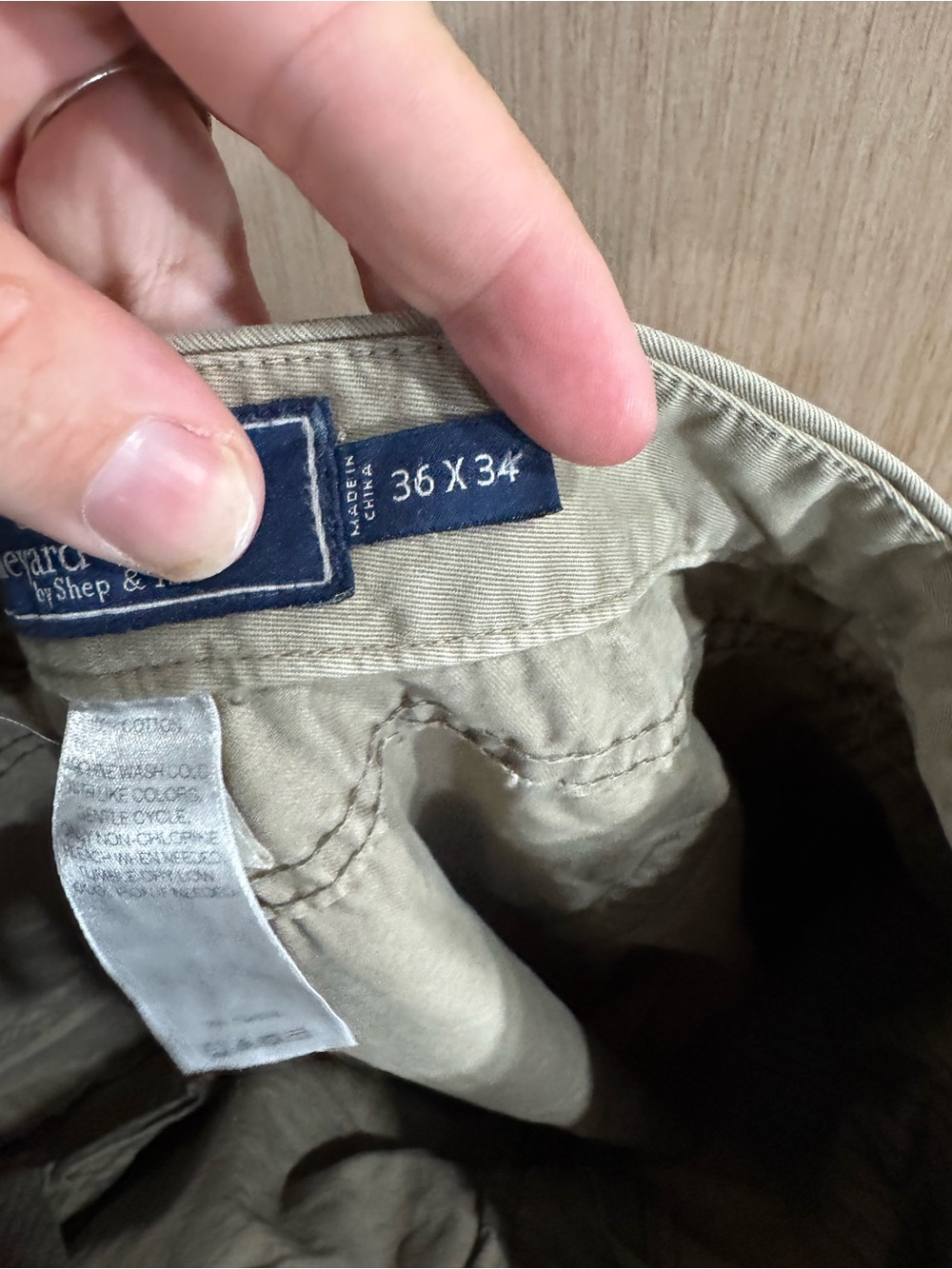 Vineyard Vines Men’s Chinos in Light Khaki Size 36 - Picture 4 of 4